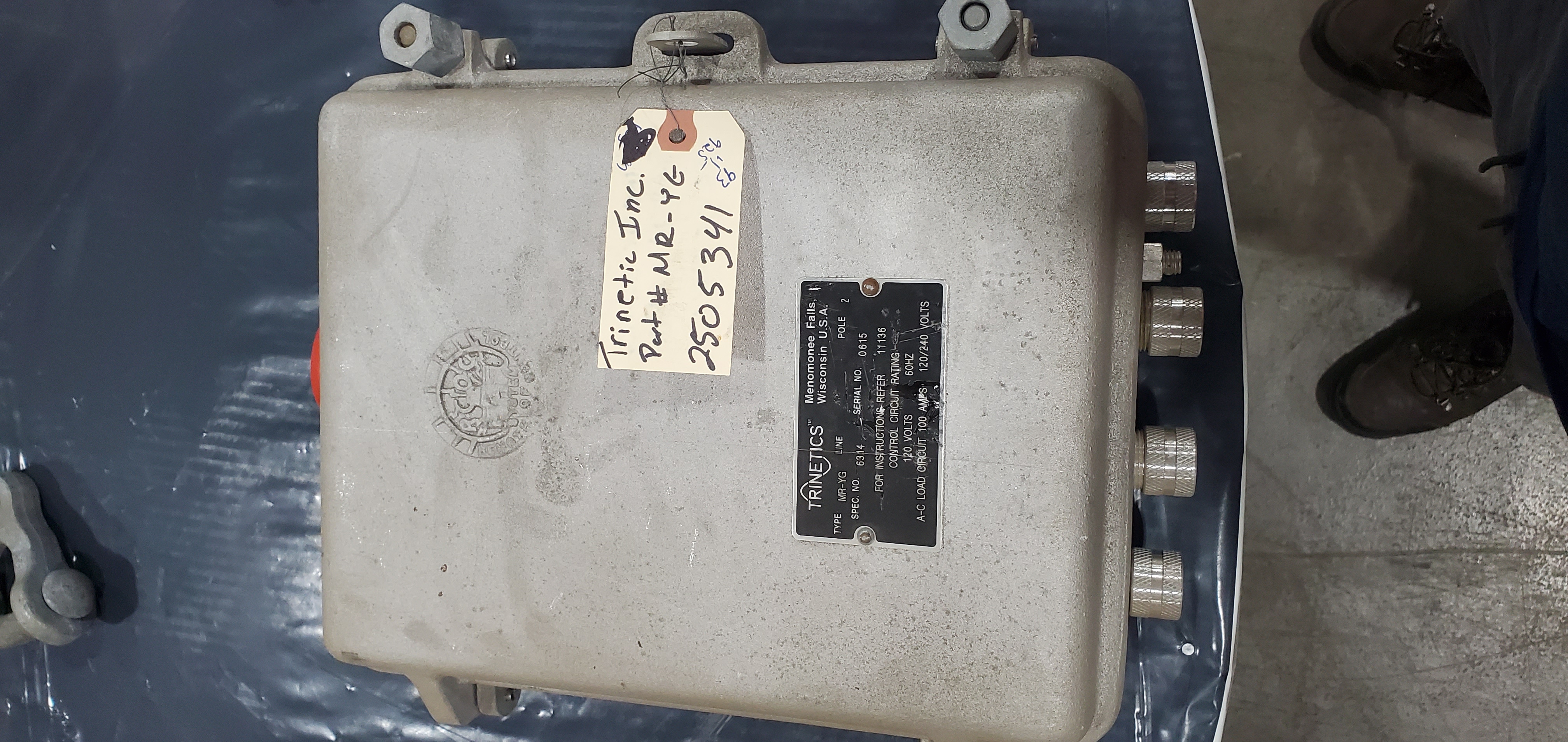 RELAY, CTRL DB P 100A W/P MTG BRKT